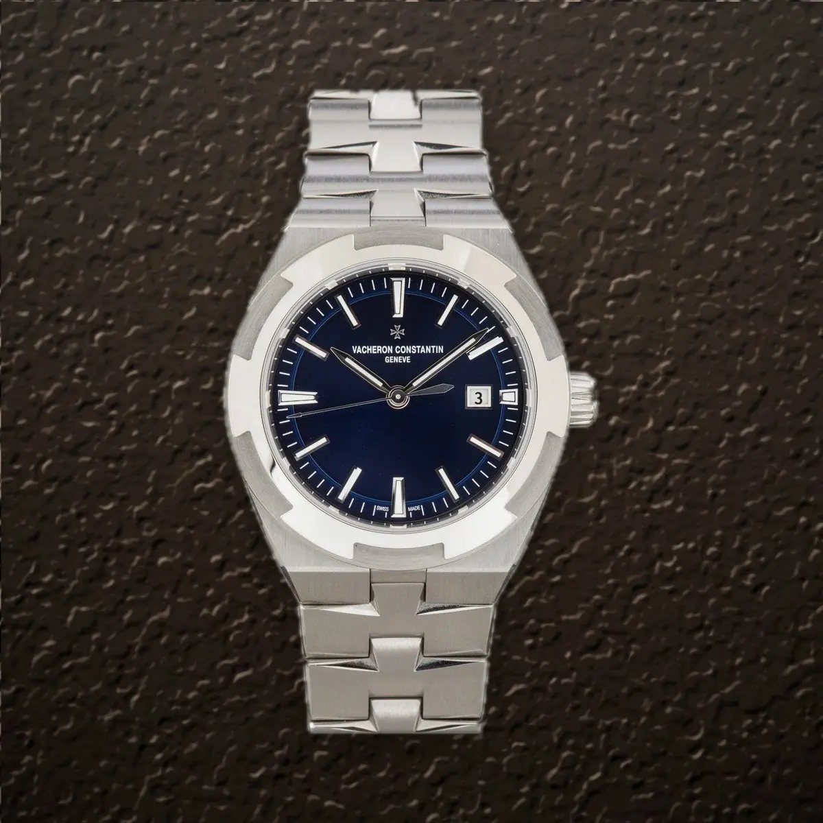 Vacheron Constantin Overseas, reference 4600V/200A-B980