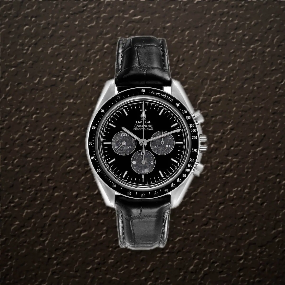 Omega Speedmaster Moonwatch (Black meteorite Dial), reference 311.93.42.30.99.001